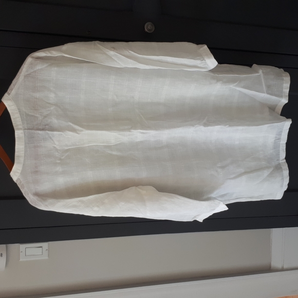 BUYKUD  linen top. Size L - Picture 5 of 5